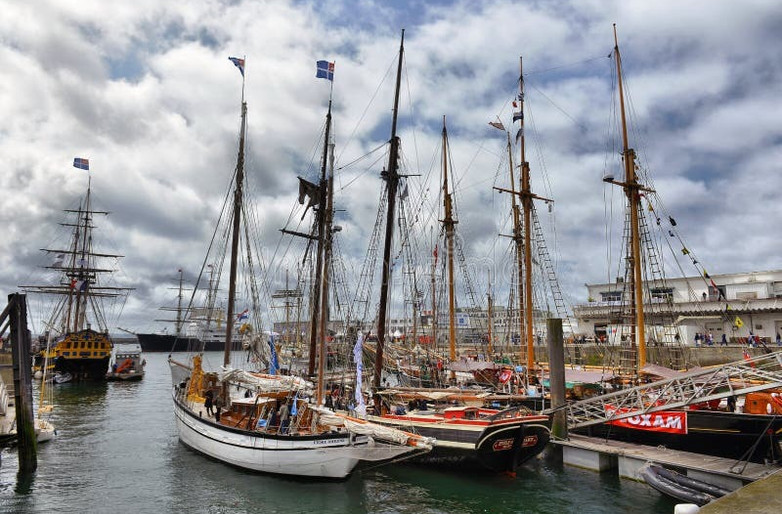 Le port de Brest et ses grands voiliers