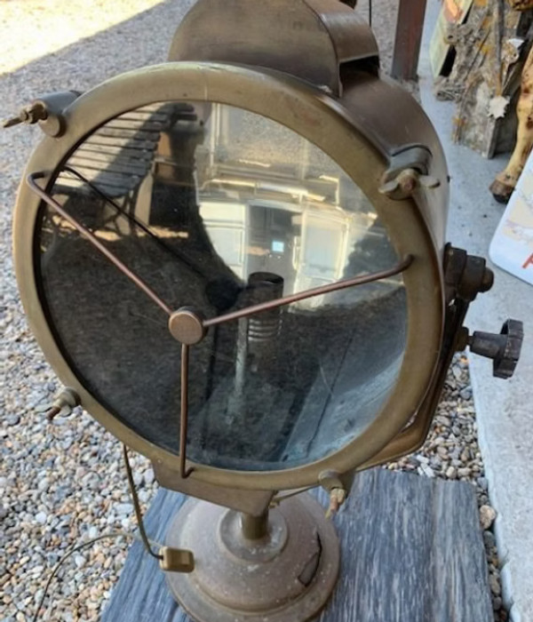 Projecteur de paquebot