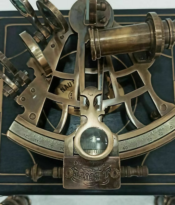 Sextant